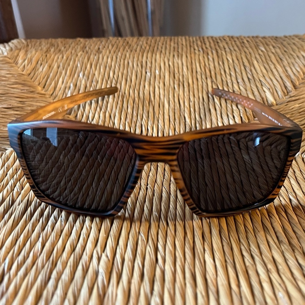 Sketchers Rectangle Sunglasses with UVA/UVB Protection Brown Frame